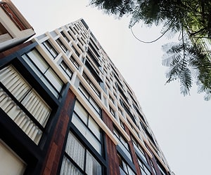 EDIFICIO MULTIFAMILIAR TOP 818