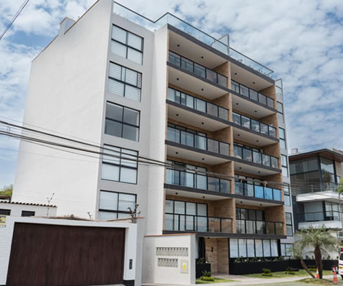 EDIFICIO MULTIFAMILIAR MADRE SELVA